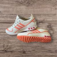 Sneaker, Sportschuhe, Turnschuhe Adidas 36 Niedersachsen - Sibbesse  Vorschau