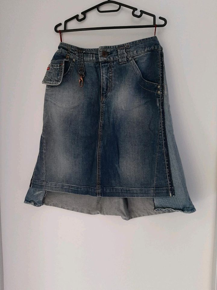 Miss Sixty Jeans Rock Gr. 38 medium in Pinneberg