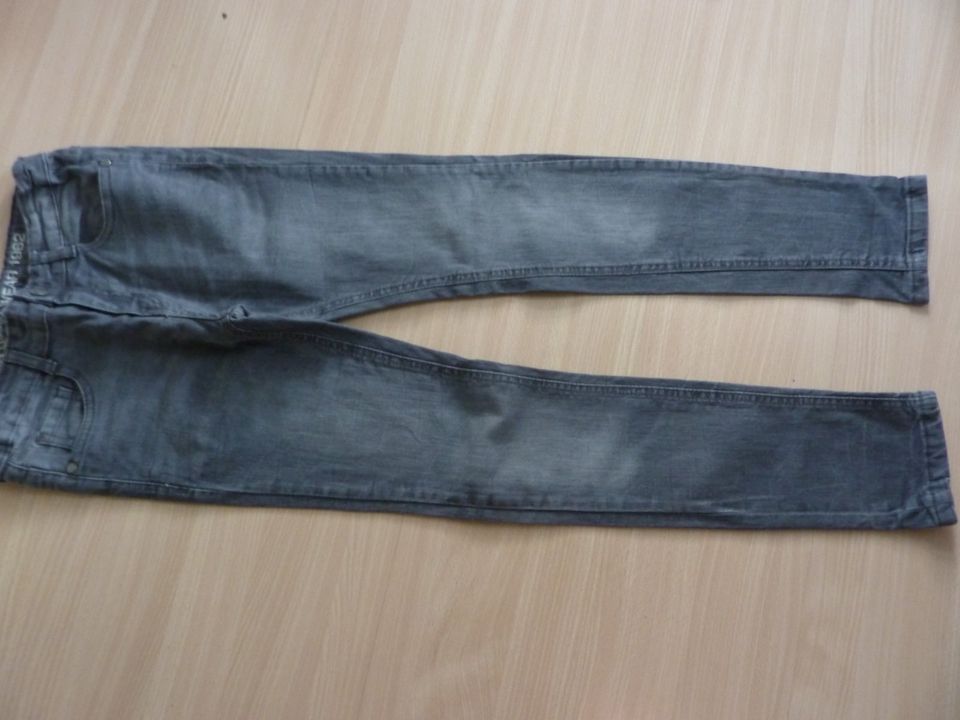 Kinder Jeans grau Größe 158 in Hohenlinden