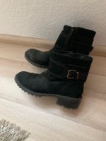 Mädchen Stiefel 39 Kinderschuhe Schuhe Nike sneaker Hessen - Oberursel (Taunus) Vorschau