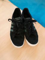 Adidas Sneaker Turnschuhe 45 1/3 schwarz top Zustand Bayern - Zwiesel Vorschau