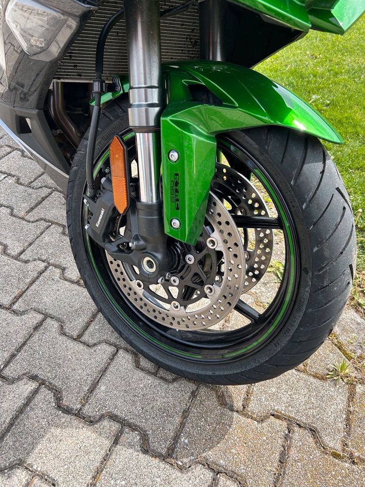 Kawasaki Ninja 1000SX inkl. nagelneuem Kofferset in Adlkofen