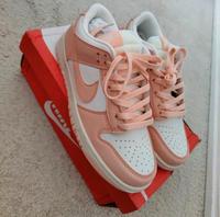NEU! Nike SB Dunk Low Sneaker Peach Damen Schuhe Gr. 40 Nordrhein-Westfalen - Neuss Vorschau