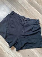 Schwarze Stoff Shorts Gr. 36 S Damen Bequem Style Amisu Bayern - Ortenburg Vorschau