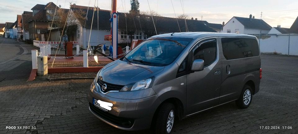 Nissan NV 200 in Wörth am Rhein