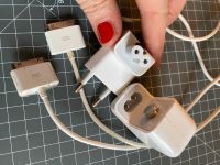 Apple IPod 2 Ladekabel plus Stecker Schleswig-Holstein - Kaltenkirchen Vorschau