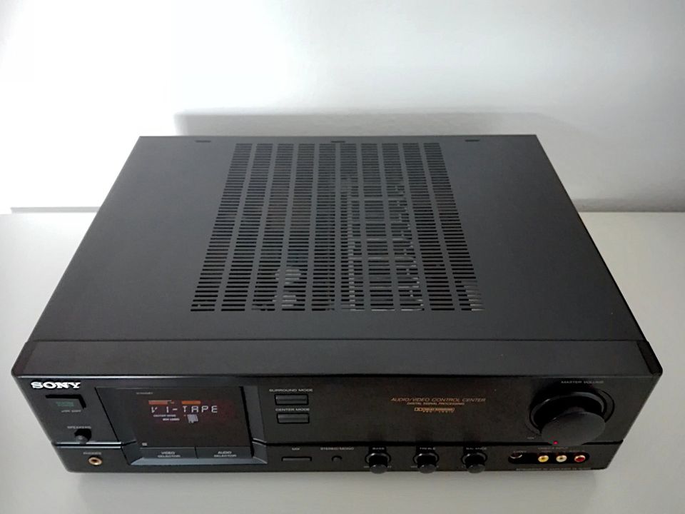 Sony TA-AV 590 Dolby Surround Pro-Logic Verstärker Audio Video in Baden-Baden