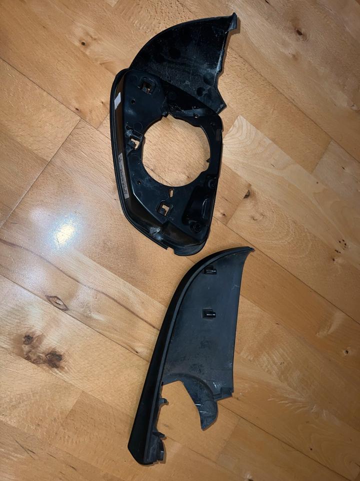 Spiegel Rechts Gehäuseteile für Bmw F30/31/34/35 in Kirchheim unter Teck