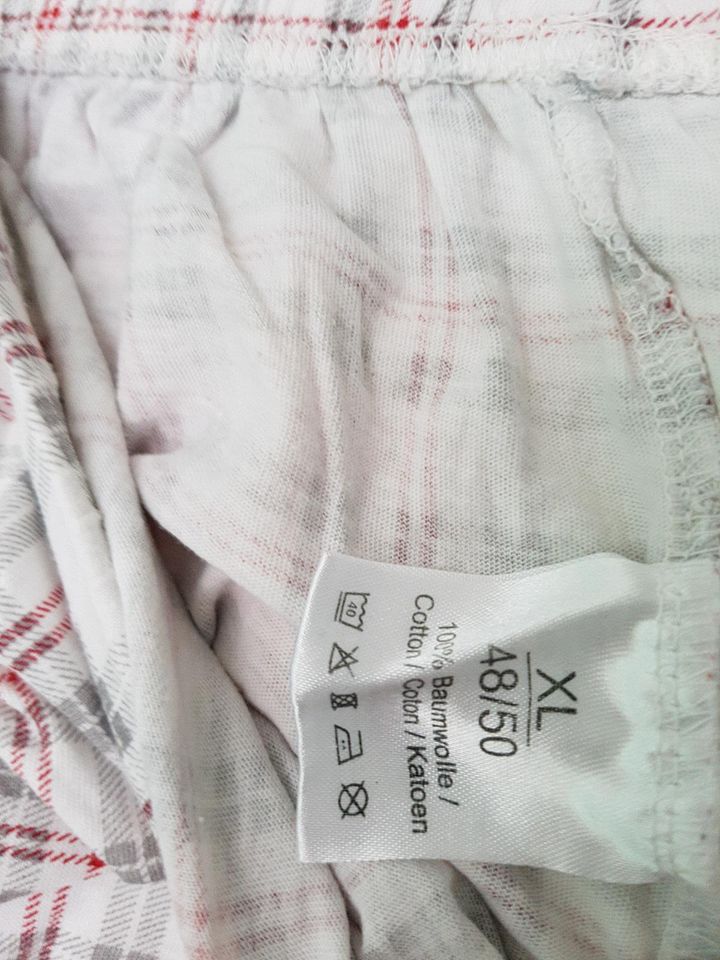 Schlaf-Shirt mit kurzer Hose /Shorty, XL 48/50, 100% Baumwolle in Plettenberg