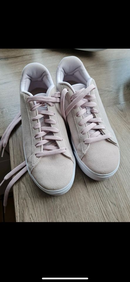 Adidas Turnschuhe Rosé Damen, Gr. 38, super Zustand in Enger