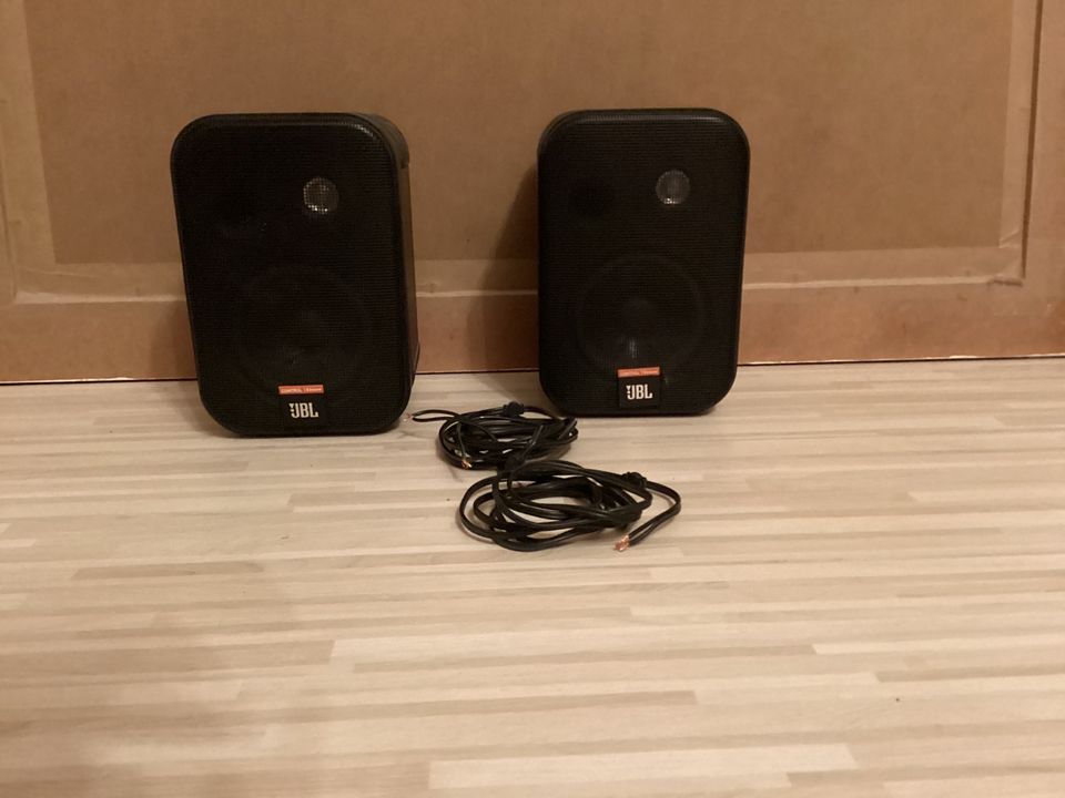 Lautsprecherboxen 1 Paar  JBL in Herten