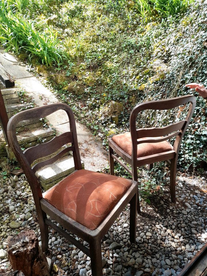 2 antike Stühle in Weilheim i.OB