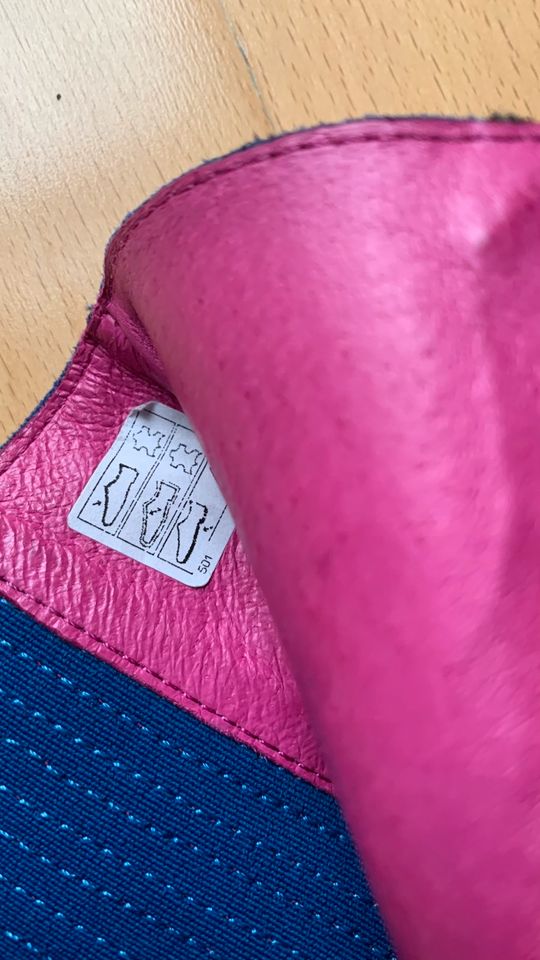 Stylische Stiefeletten komplett Leder hellgrün türkis pink 40 in Borchen