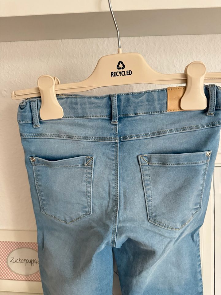 ❤️ tolle Jeans Hosen / Jeggings / weite H&M / Only 140 - 146 in Würzburg