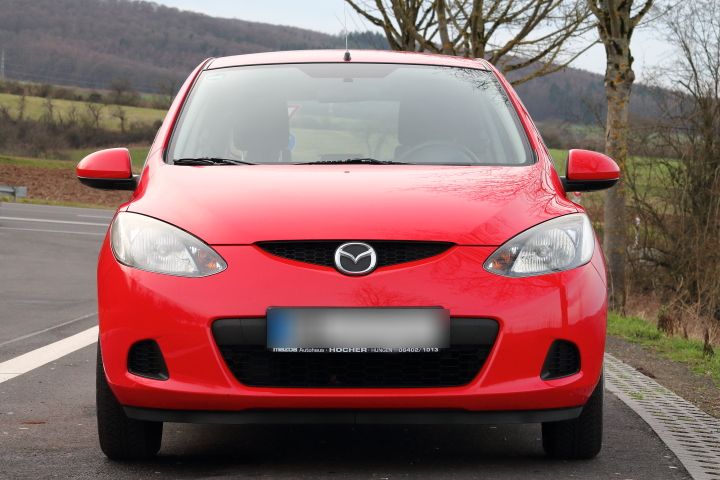 Mazda 2   1.3 Sport Independence in Glauburg