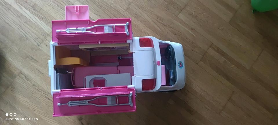 Barbie Krankenwagen in Appen