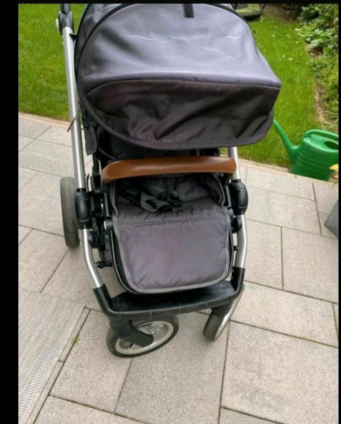 Mutsy Kinderwagen Kombi grau grey top Zustand in Bocholt
