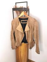 Zara Lederjacke Wildleder Bikerjacke Volants Rüschen Echtleder Niedersachsen - Cuxhaven Vorschau