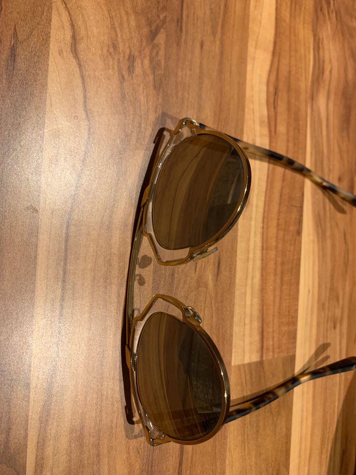 Sonnenbrille von Dior, Dior So Real in Perach