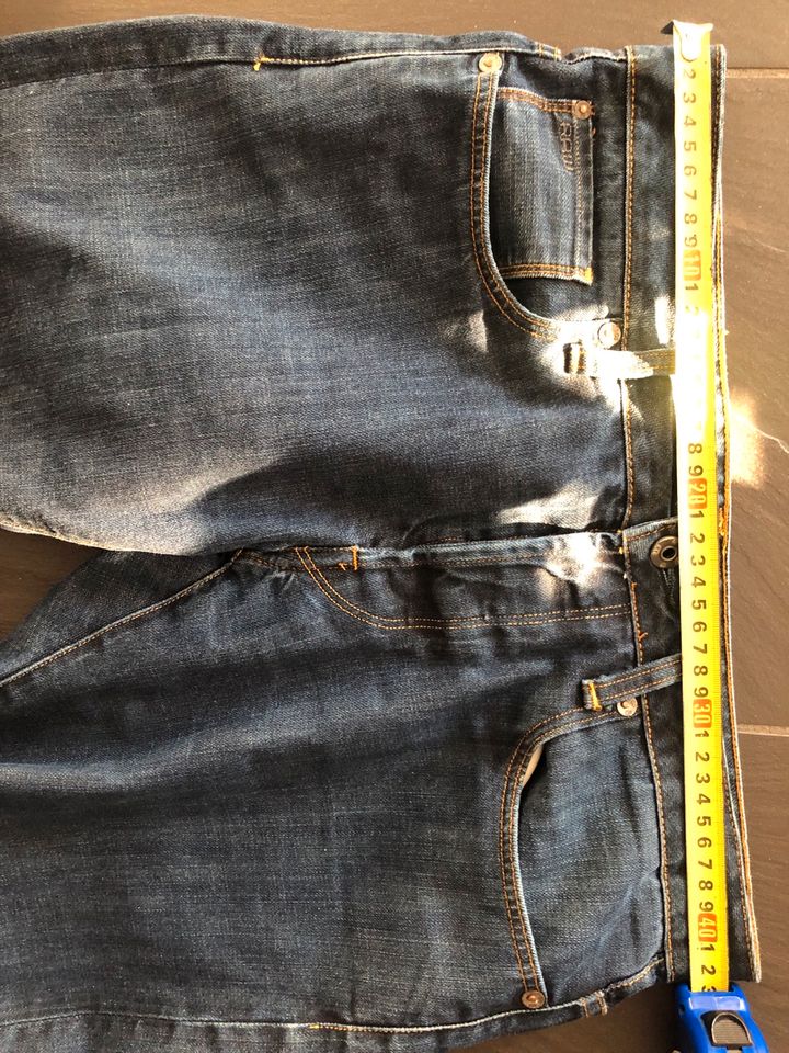 G Star Jeans Hose Gr. 32 / 30 unisex in Braunschweig