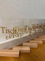 10 Acrylglasschilder (beschriftet) mit Holzstandfüßen Hessen - Künzell Vorschau