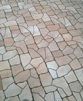 Steine Terrasse Platten poligono polygonal 8 cm zu verschenken Nordrhein-Westfalen - Dinslaken Vorschau