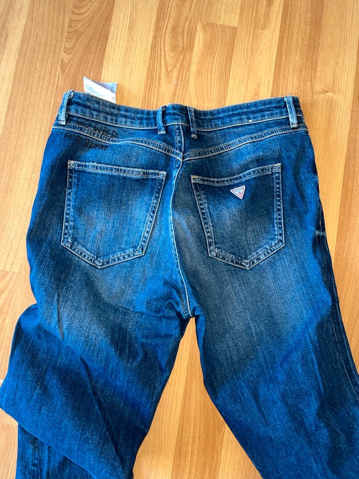 Jeans von guess W30 gr.M neuwertig in Neu Ulm