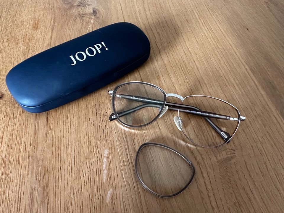 Brille von Joop! in Wöllstadt