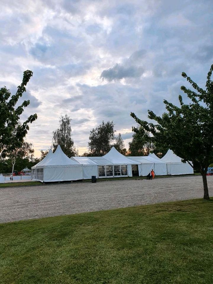 Partyzelt Festzelt Pagode Hochzeit mit Catering Getränke Service in Esens