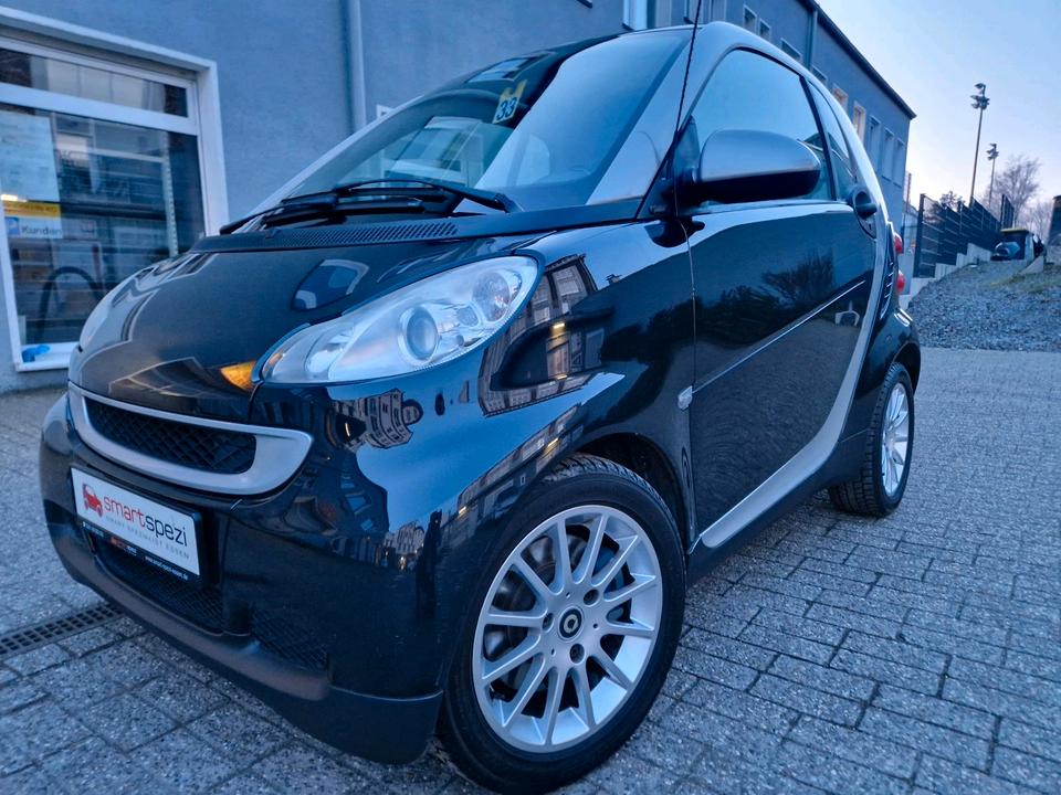 smart forTwo AUTOMATIK,KLIMA,PANORAMA,GARANTEI INSP+TÜV NEU in Essen