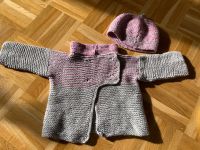 Strickjacke mit Mütze  selbstgestrickt Merinowolle Waldorf Nordrhein-Westfalen - Essen-Haarzopf Vorschau