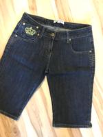 Neuwertige Marken Jeans Shorts S 36 mit Stickereien vorne hinten Hessen - Gladenbach Vorschau