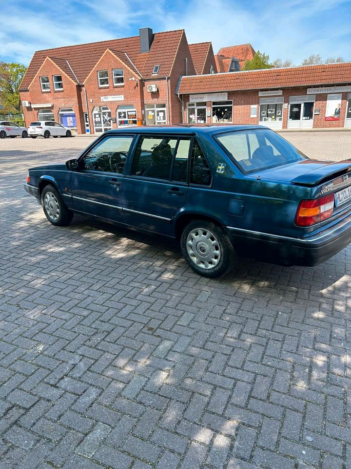 Volvo 940 GL H - Kennzeichen in Ahrensbök