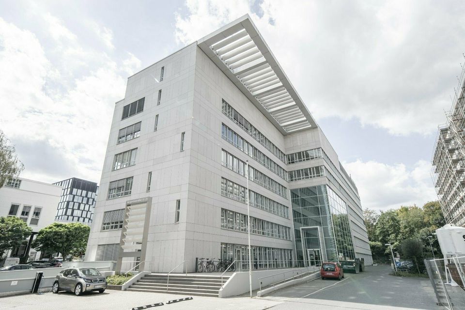 Großraumbüros für 10 Personen 45 sqm in Regus Business Park in Eschborn