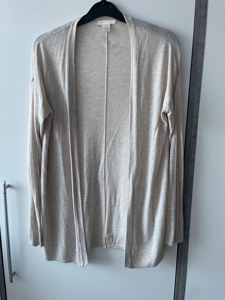 Strickjacke Cardigan Gr. XS in Recklinghausen