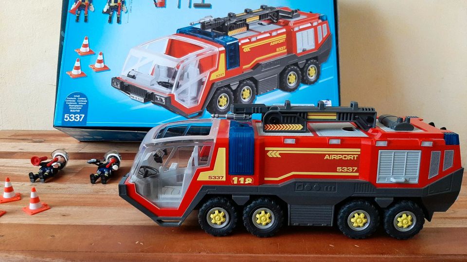 Playmobil Feuerwehr 5337, "Flughafenlöschfahrzeug" *komplett* in Hagen