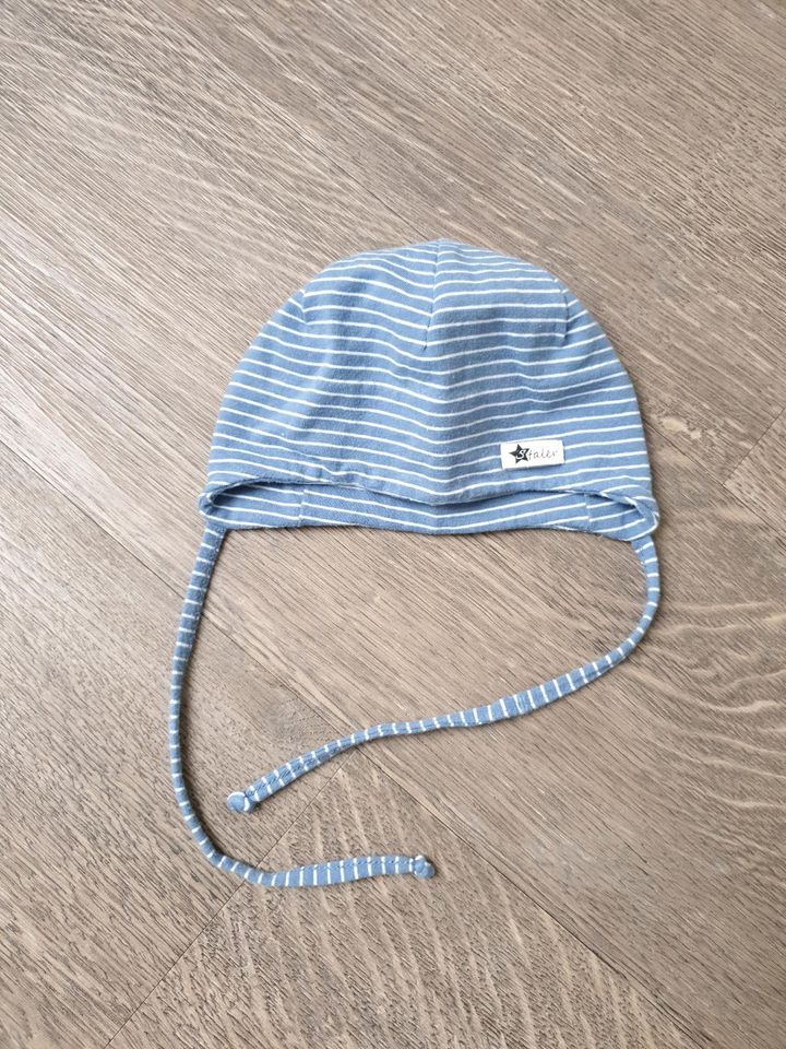 Mütze Sterntaler zum binden blau Gr. 45 (6-9 Monate) ♡♡NEUWERTIG♡ in Osterby bei Medelby