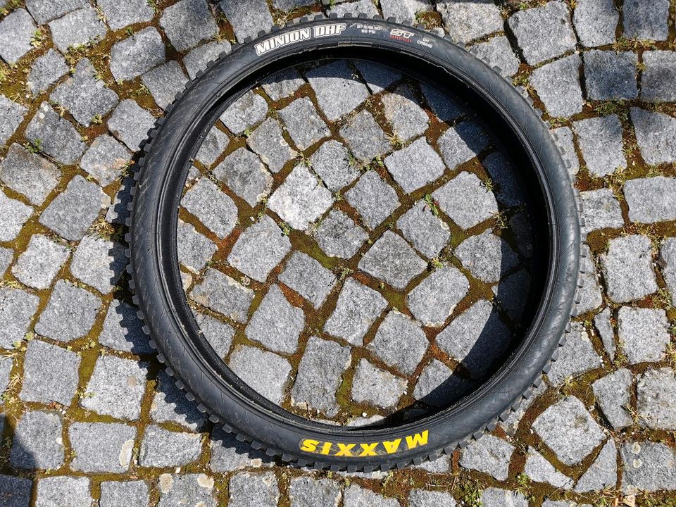 Maxxis Minion DHF 27.5 x 2.5 Dh Casing in Weißenburg in Bayern