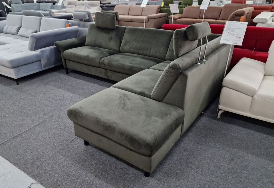 Ecksofa Vito Spring | Polsterecke in Samtoptik | 0% Finanzierung | Couchlet Frankfurt in Frankfurt am Main