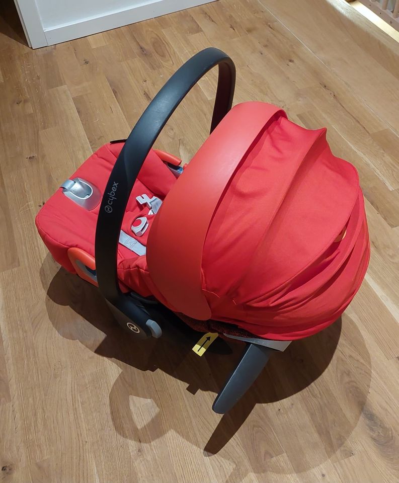 Cybex Babyschale Cloud Z I-Size mit Garantie und Kaufbeleg in Hannover