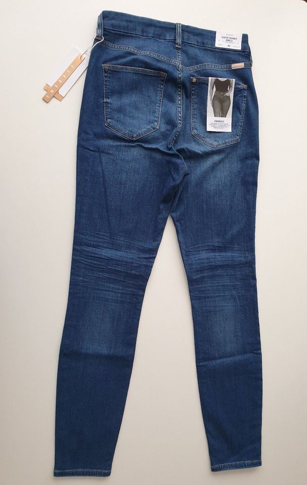 Premium - Embrace - Super Skinny Ankle High Waist Jeans - Gr. 30 in Düsseldorf