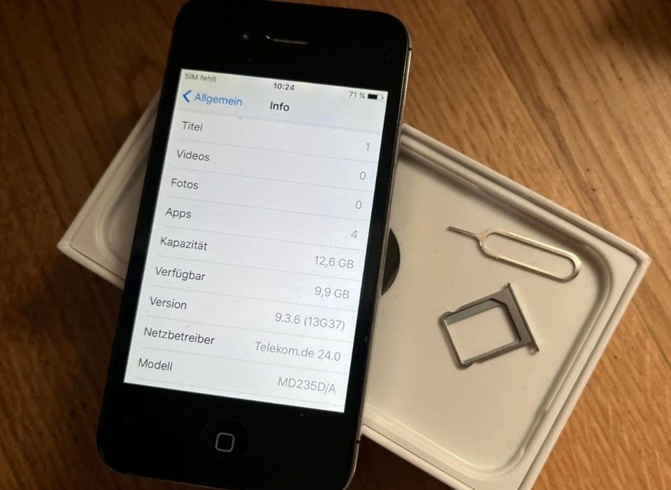 IPhone 4S Schwarz OVP Ohne Simlock mit Ladekabel in Nürnberg (Mittelfr)