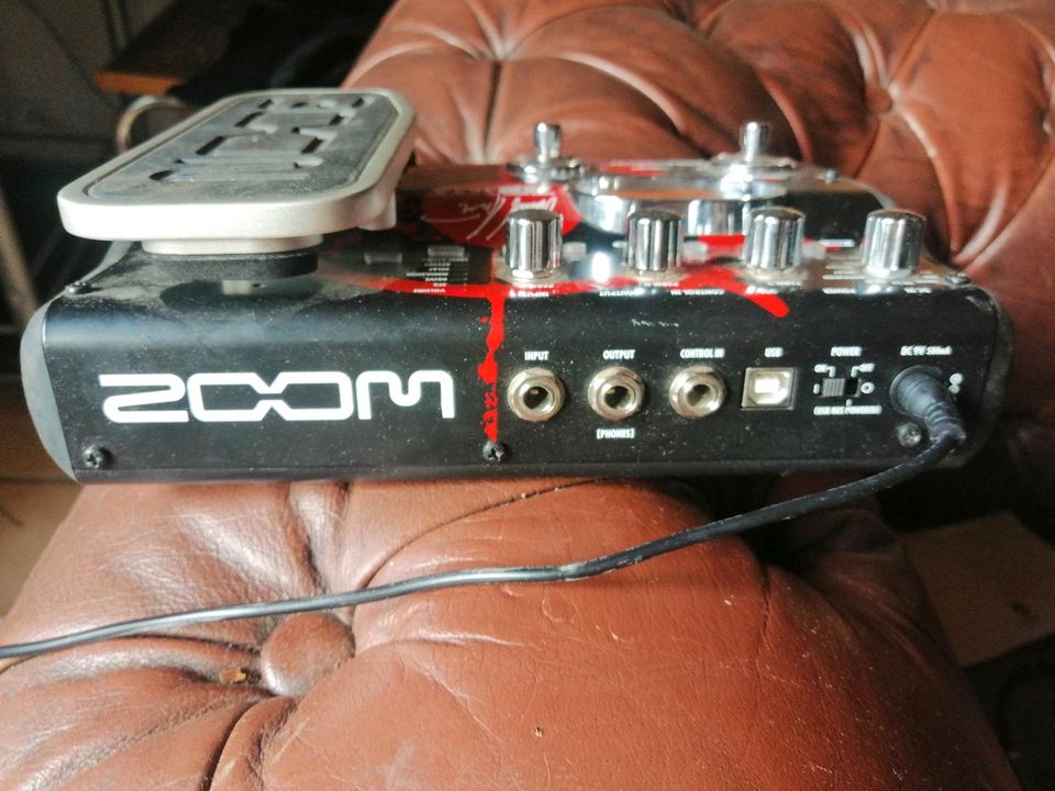 ZOOM G 2.1 MA Effekt Pedal in Mölln