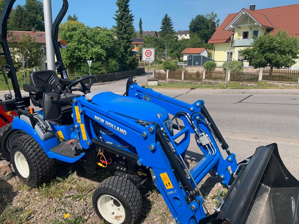 New Holland Boomer 25 Compact mit Frontlader, Hydrostat Traktor in Nittendorf 