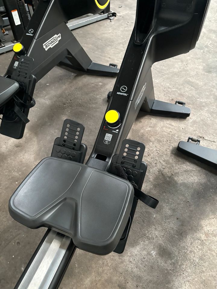 Technogym Skillrow Rudergerät Ruderergometer Cardio Fitness in Reutlingen