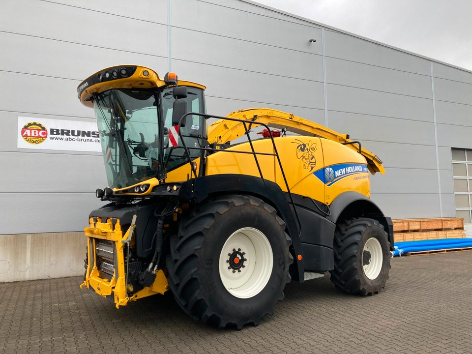 NEW HOLLAND FR 550 Häcksler Feldhäcksler Nr.: 6002 in Cloppenburg