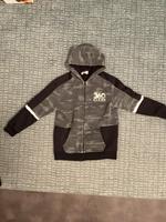 Schwarze Sweatshirt Jacke mit weichem Innenfell Hessen - Büdingen Vorschau