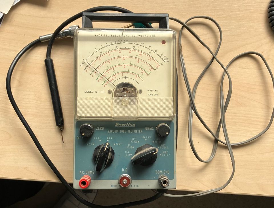 Kyoritsu K116 Vacuum Tube Voltmeter in Vöhringen