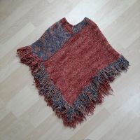 Handgestrickt Poncho Gr 116 122 128 134 Strickjacke Burgunder Nordrhein-Westfalen - Borken Vorschau