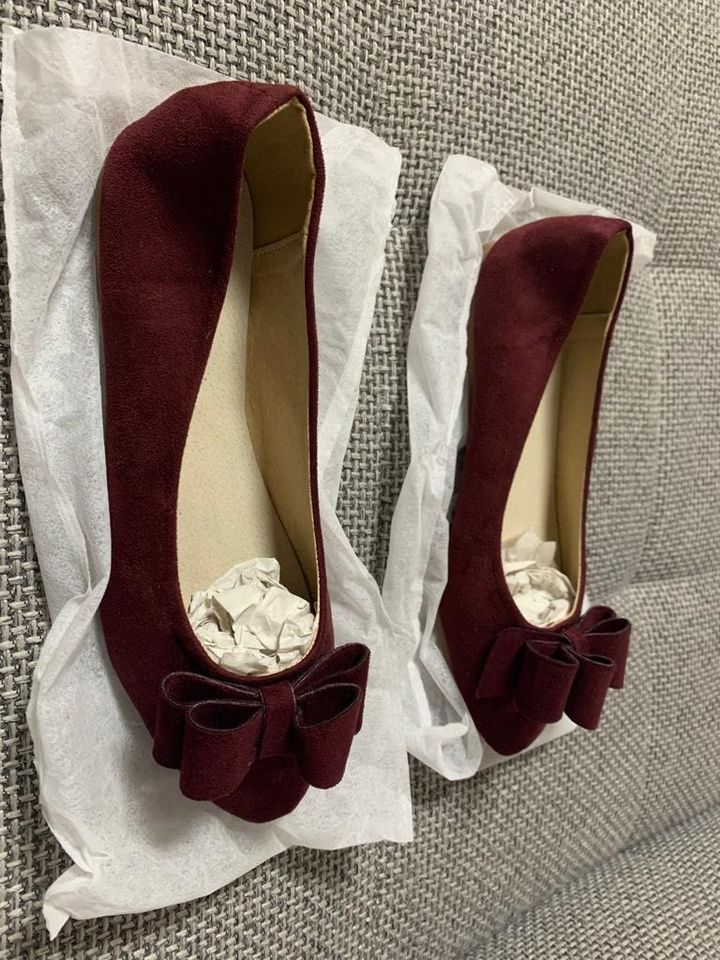 Damen Ballerinas bordeaux Gr. 40  •  ** NEU ** in Emmendingen